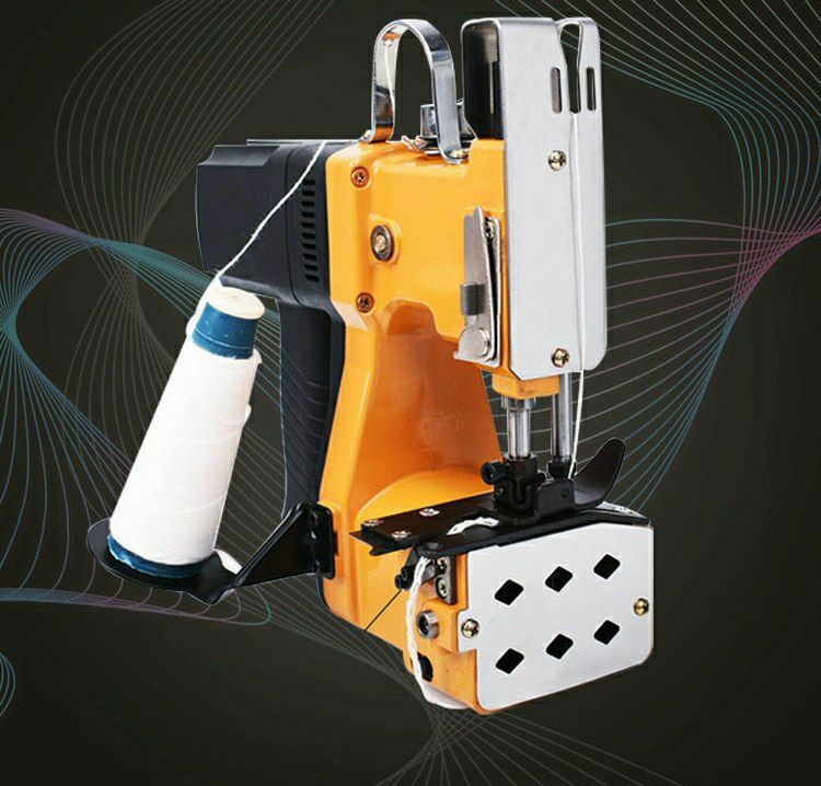 Une machine à coudre portative pour sacs, spécifiquement le modèle GK9-370.